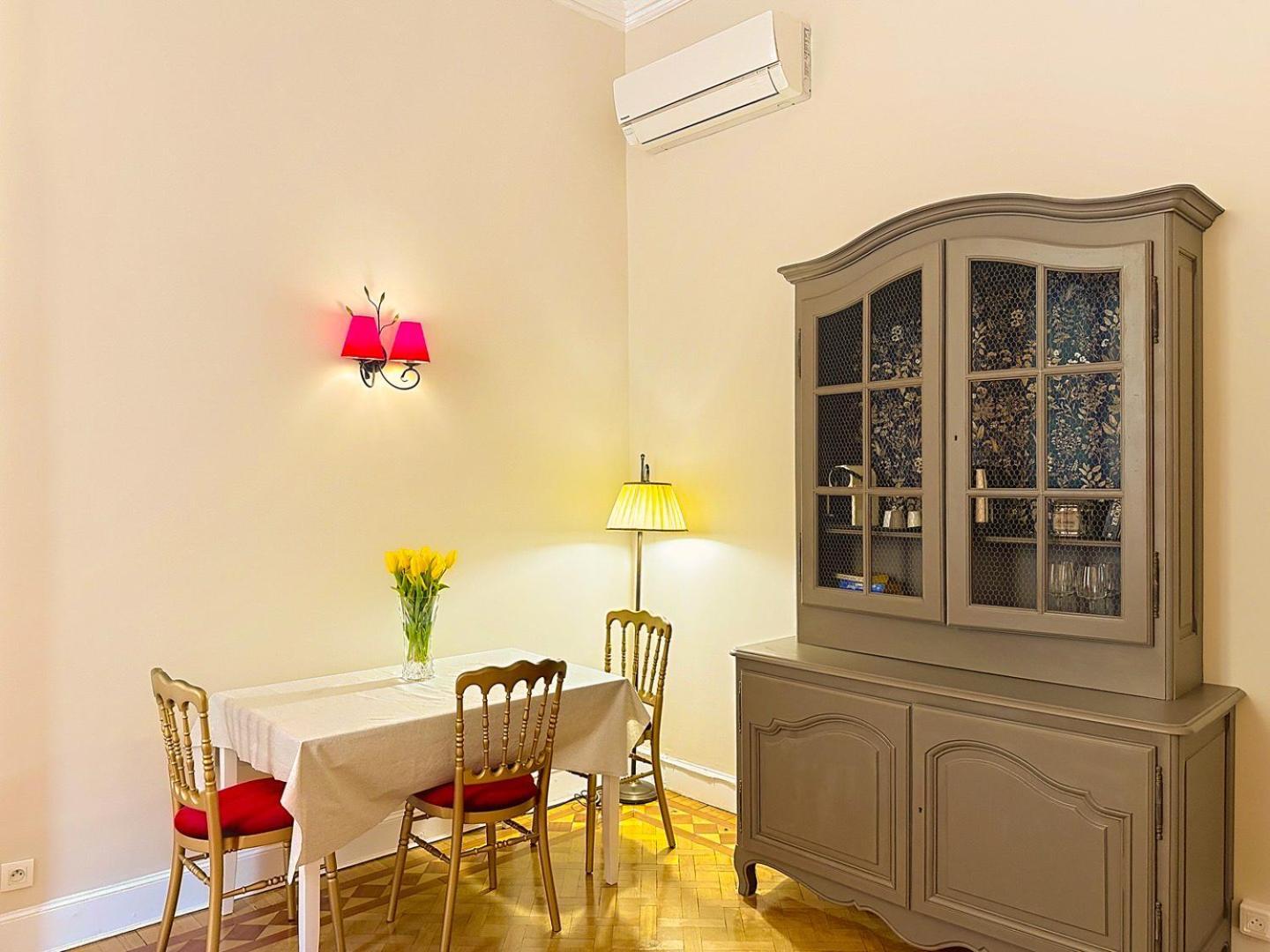 Elegant Old Nice Escape Ngoại thất bức ảnh